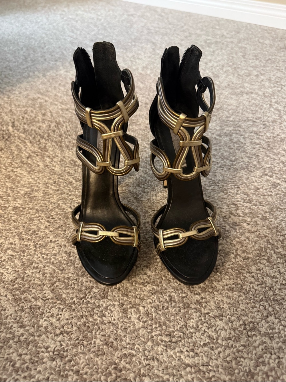 BCBGMaxAzria Black Sandal Heels with Gold Metallic Straps